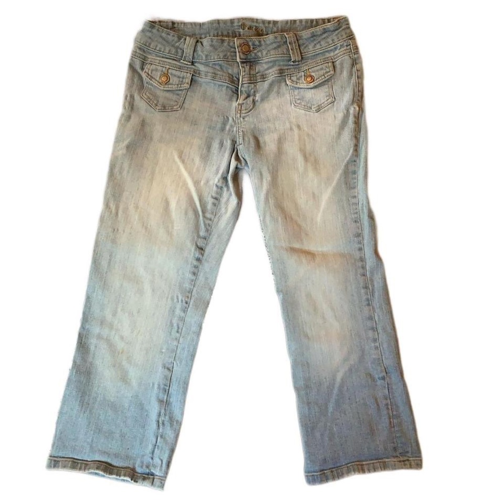 BONGO Blue Ankle Cropped Low Rise Jeans with Relaxed Fit and Cute Tiny pockets